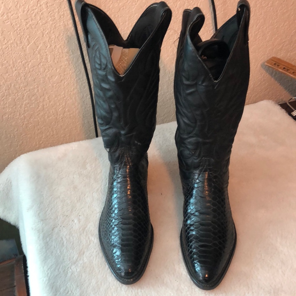 Laredo western snake skin boots p2619